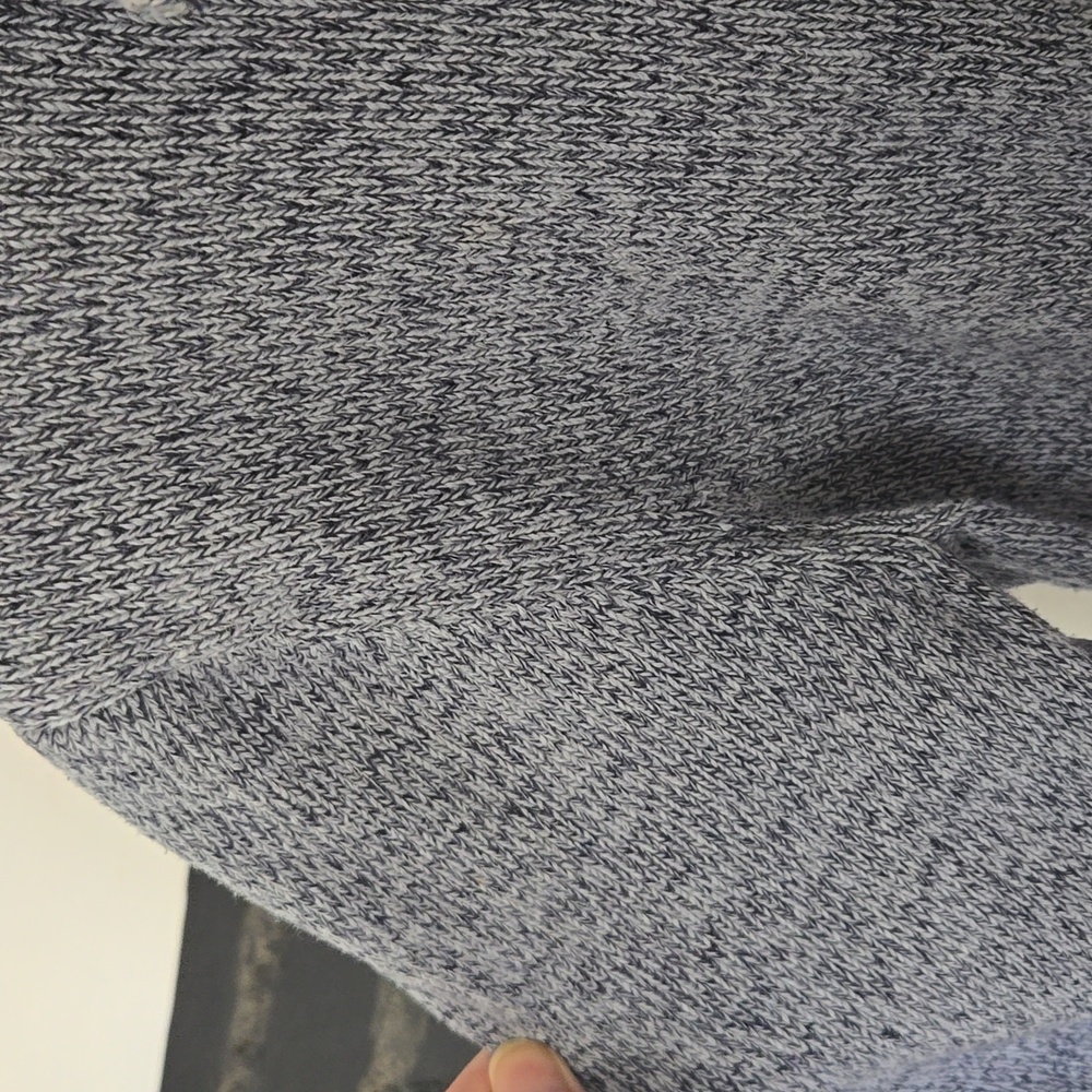Eddie Bauer long sleeve sweater - Picture 3 of 8